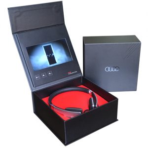 7 inch LCD Video Packaging Mounted Box 256-2GB Flash Memory with Light Sensor