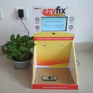 Point of sale countertop cardboard display box with LCD video screen for advertising
